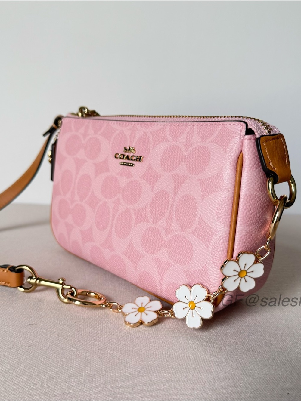 NWT Coach Nolita 19 Wristlet Small Bag Gold/Powder Pink CDW31 + Chain extender